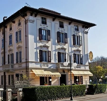 Albergo Vittoria Salsomaggiore Terme Exterior foto