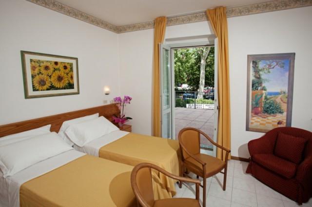 Albergo Vittoria Salsomaggiore Terme Exterior foto